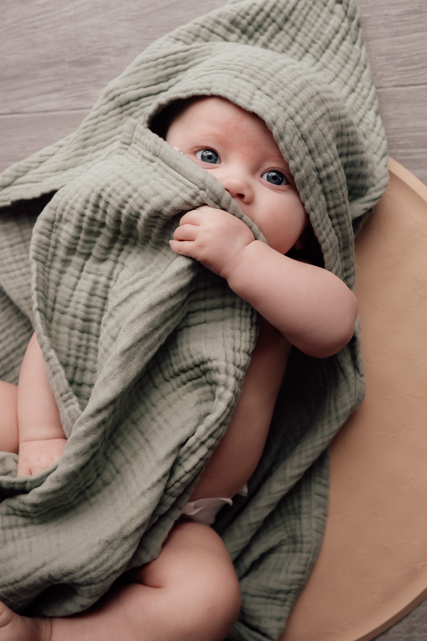 Baby badeslag i økologisk 4-lags muslin, grøn