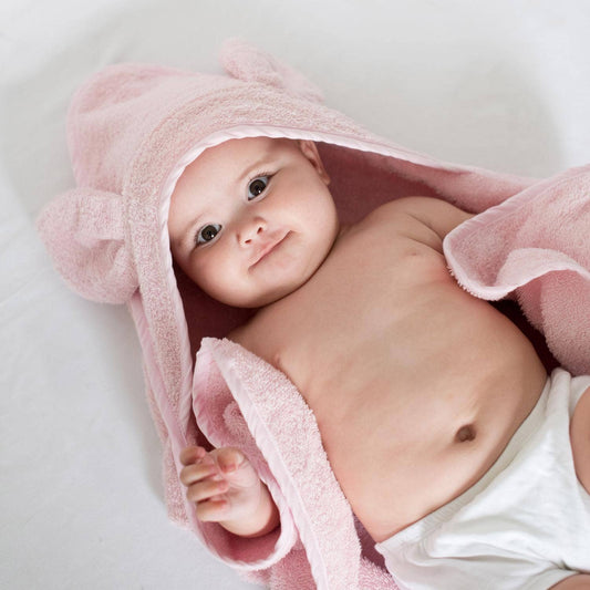 Babyhåndklæde i økologisk bomuld med hætte og kaninører - Pink