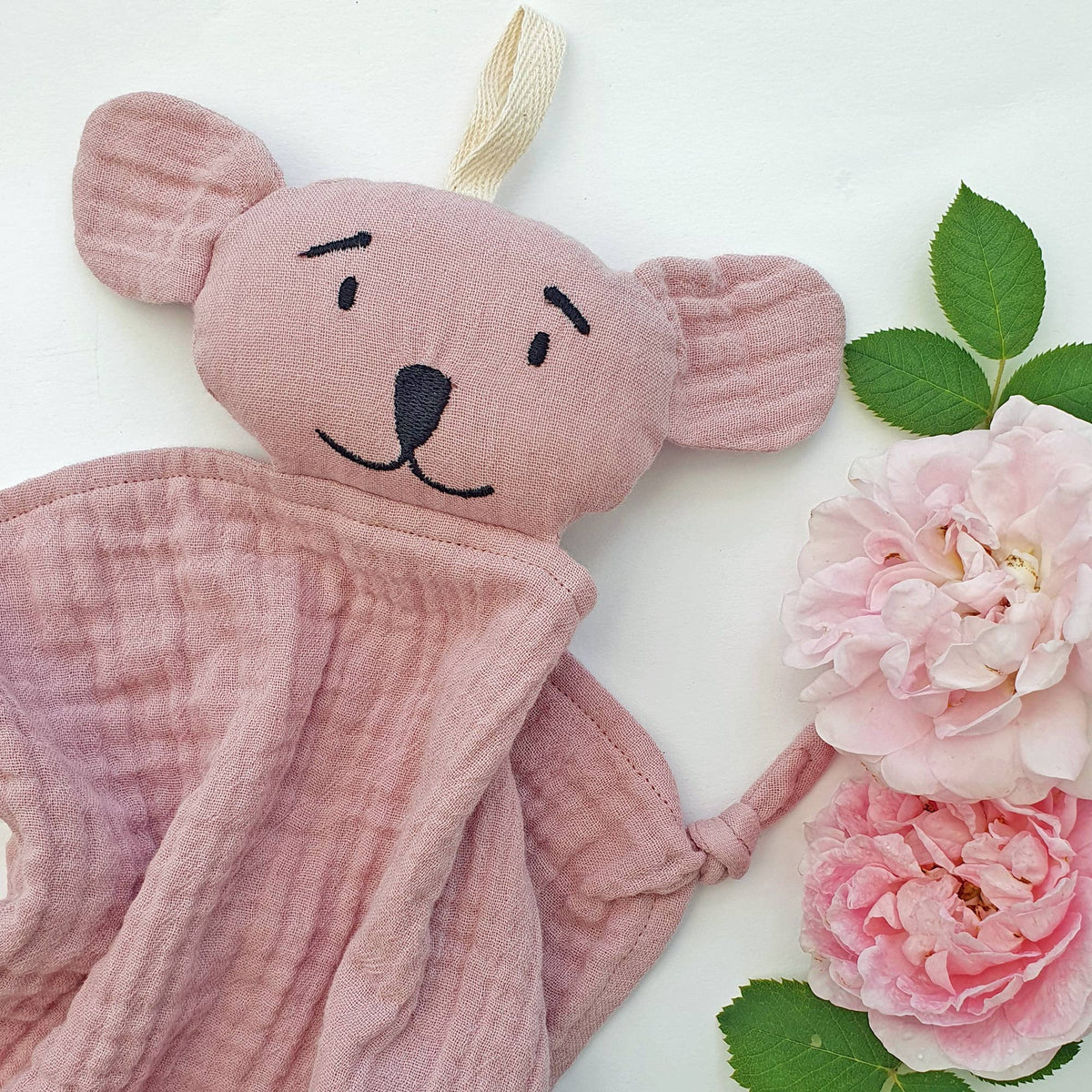 Nusseklud Koala - Bomuldsmusselin 40x30 cm - Pale Mauve