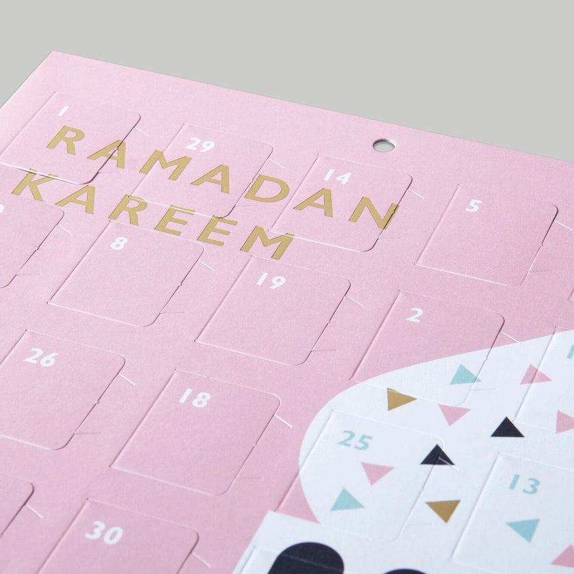 Ramadan kalender med daglige opgaver - Pink